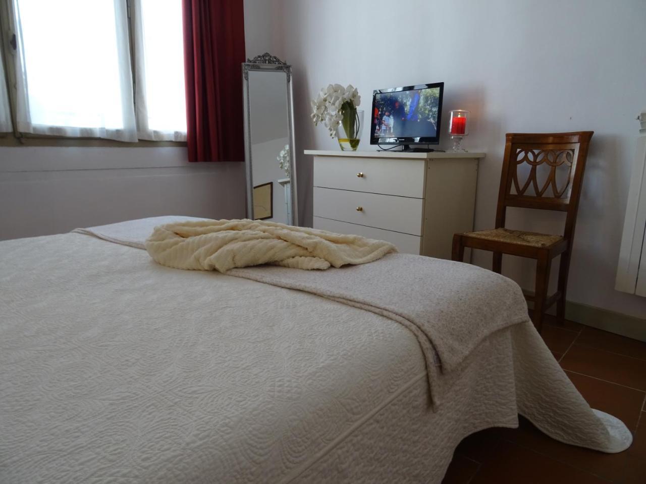 Charmerooms Villa Moroni Стеццано Экстерьер фото