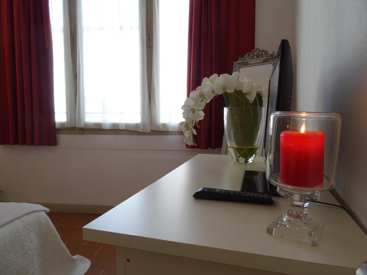 Charmerooms Villa Moroni Стеццано Экстерьер фото