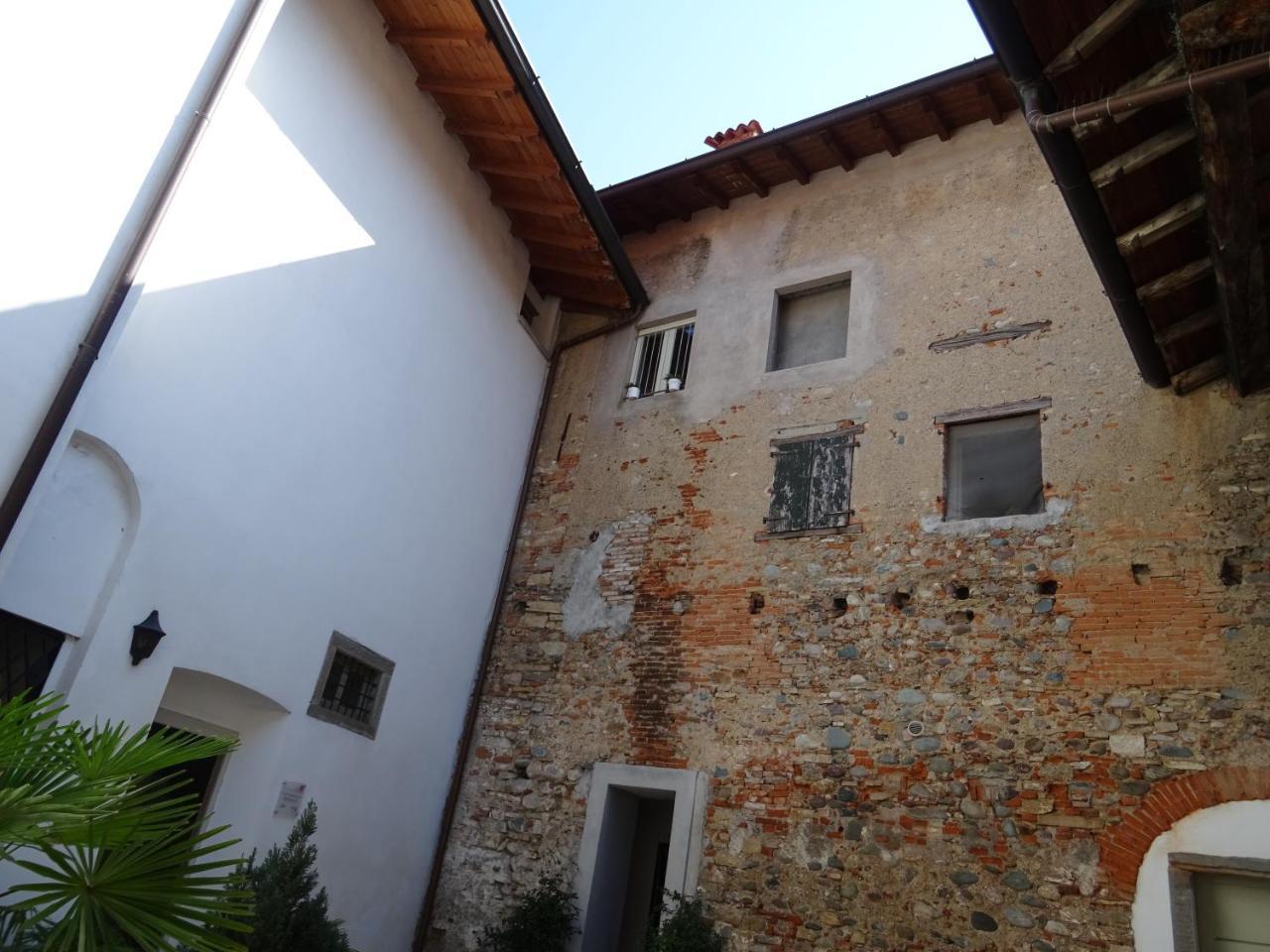 Charmerooms Villa Moroni Стеццано Экстерьер фото